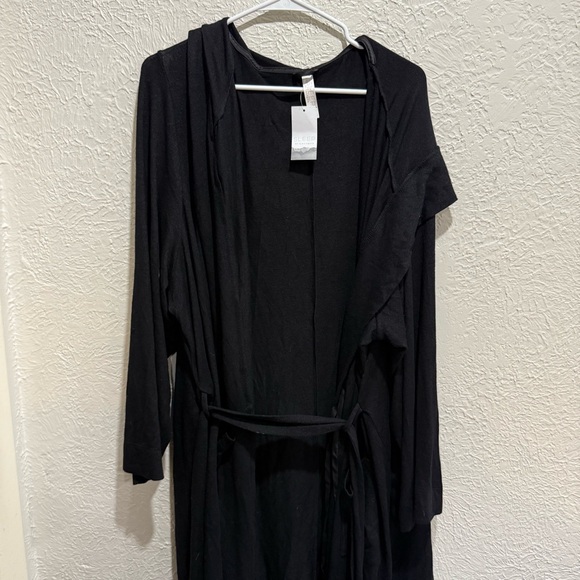 Sleep by Cacique Robe, size 22/24, black NWT - Picture 1 of 4